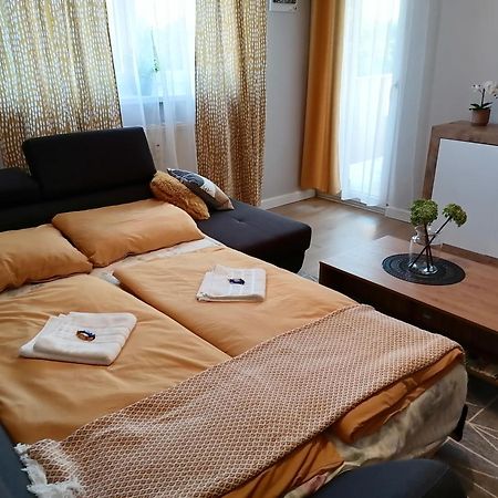 Shine Apartman Szentgotthard Ngoại thất bức ảnh